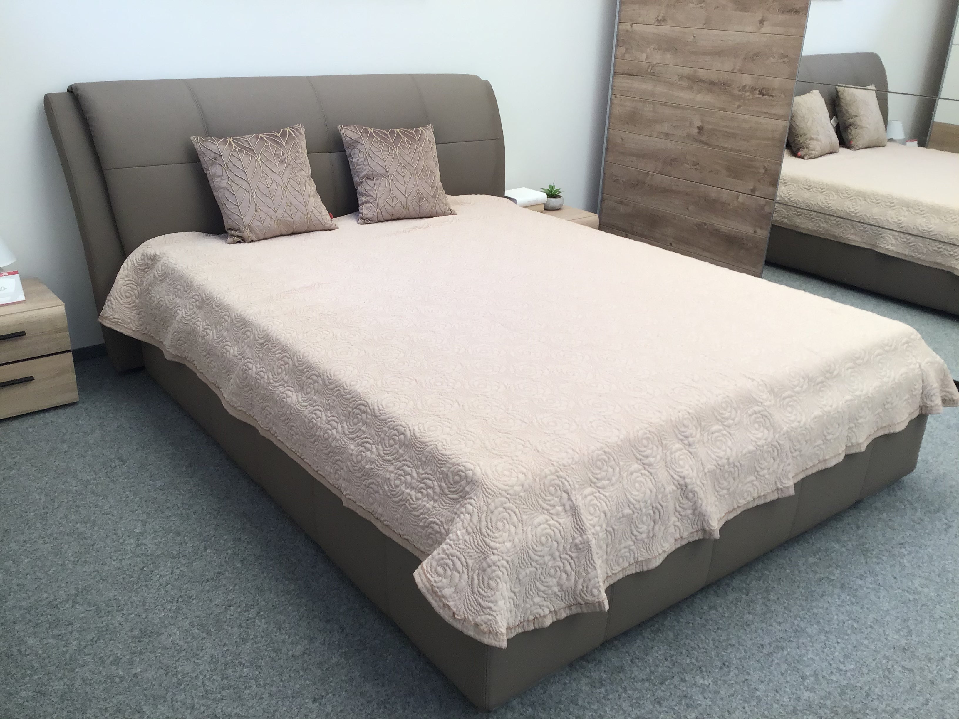 KOPA ágykeret ágyneműtartóval és matraccal - Marco Mobili Bútoráruház - ágy