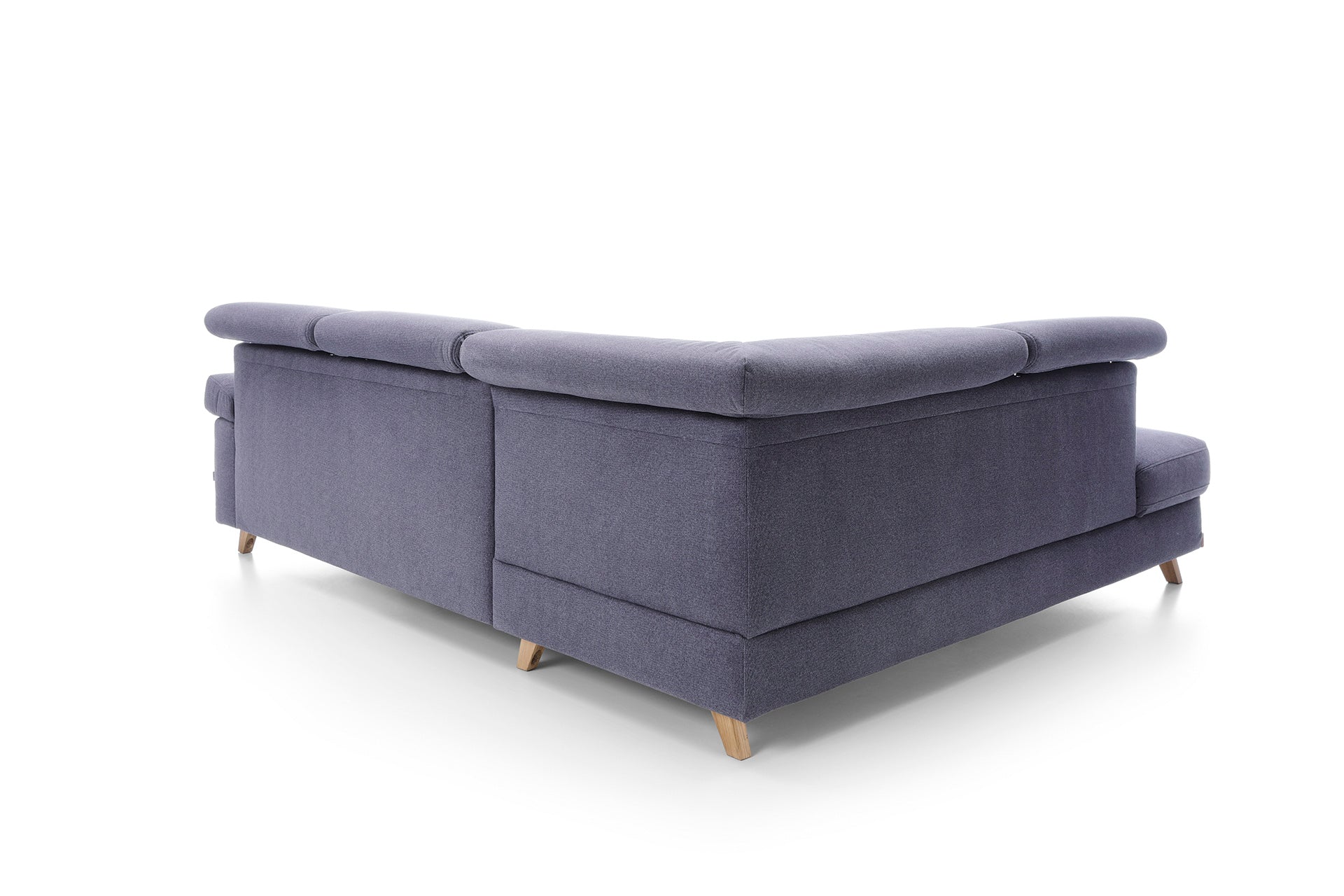 Térben is elhelyezhető kék kanapé.