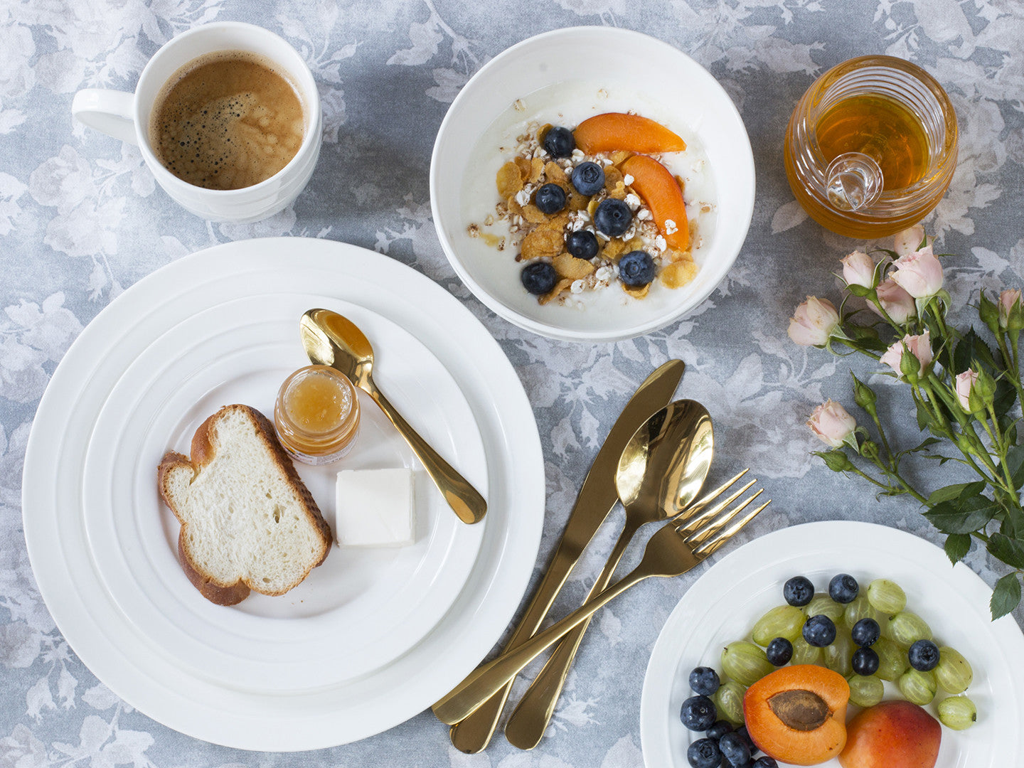 Arany evőeszköz készlet - Marco Mobili Bútoráruház - evőeszköz