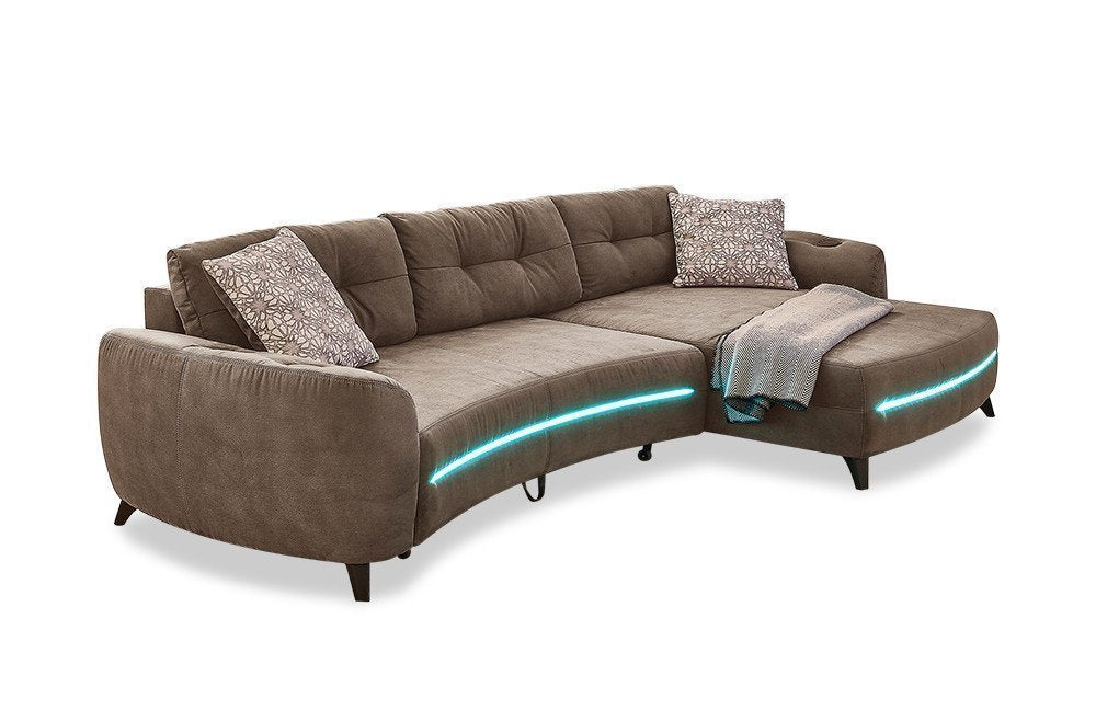 Barna L alakú kanapé RGB világítással, hangszóróval, USB csatlakozóval.